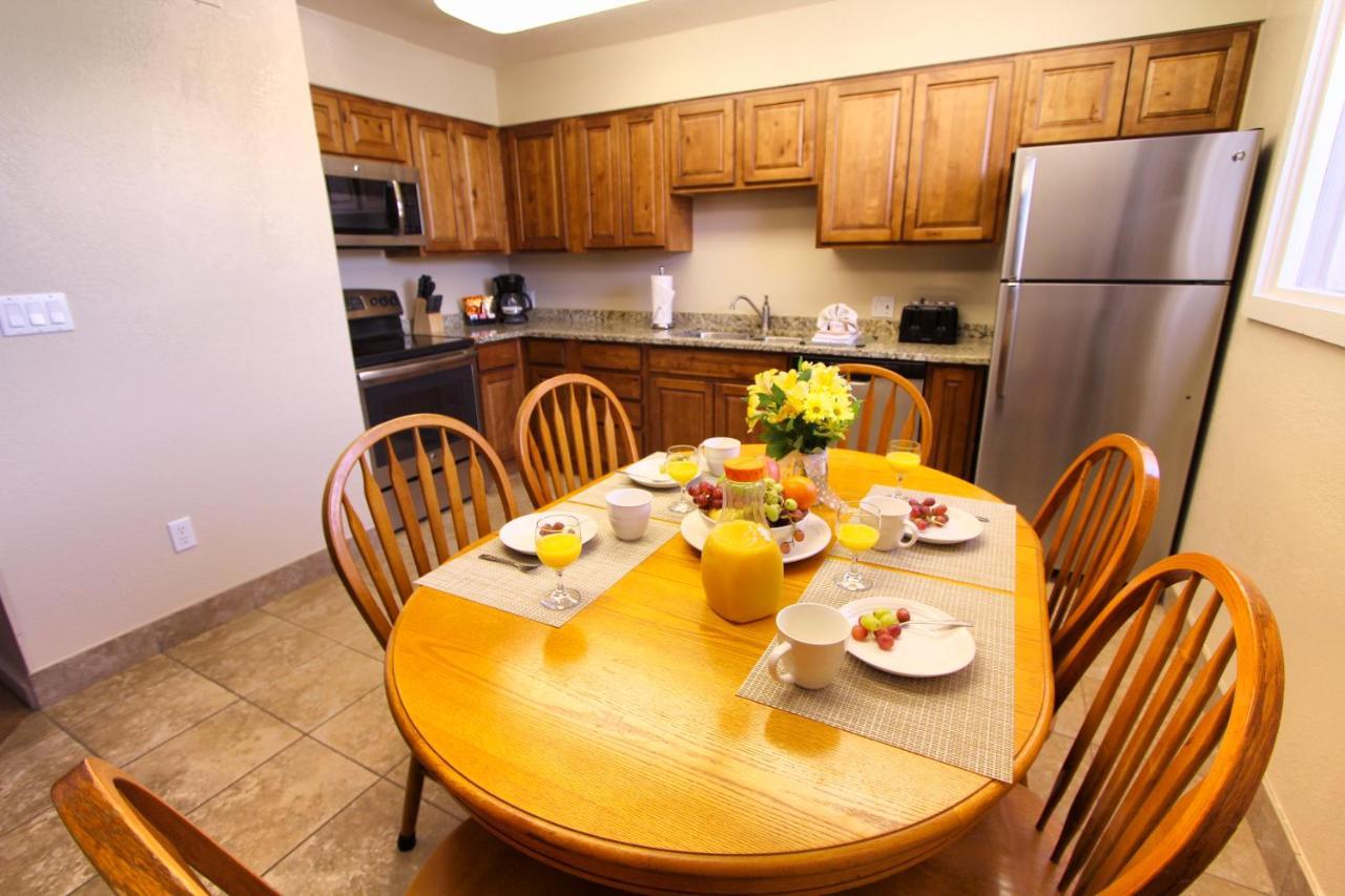 Villas At Southgate St. George Bagian luar foto